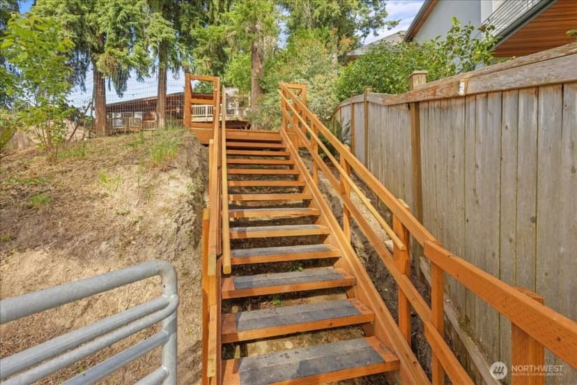 Property photo for 1711 E Lake Sammamish Place Se, Sammamish photo 29