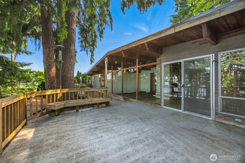 Property photo for 1711 E Lake Sammamish Place Se, Sammamish photo 13