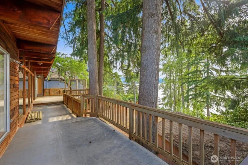 Property photo for 1711 E Lake Sammamish Place Se, Sammamish photo 15