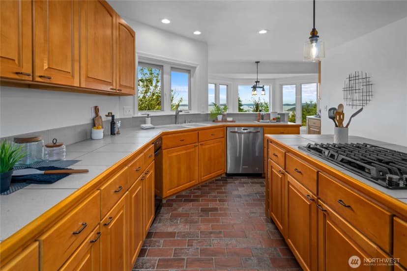 Property photo for 3995 Bay Lane, Anacortes photo 18