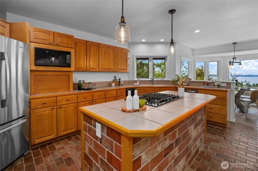 Property photo for 3995 Bay Lane, Anacortes photo 19