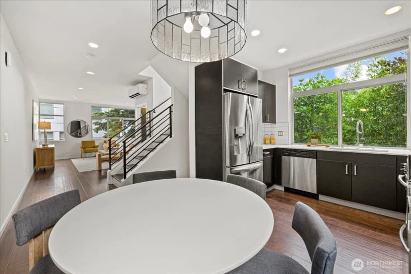 Property photo for 1110 Martin Luther King Jr. Way S #unit A, Seattle photo 9