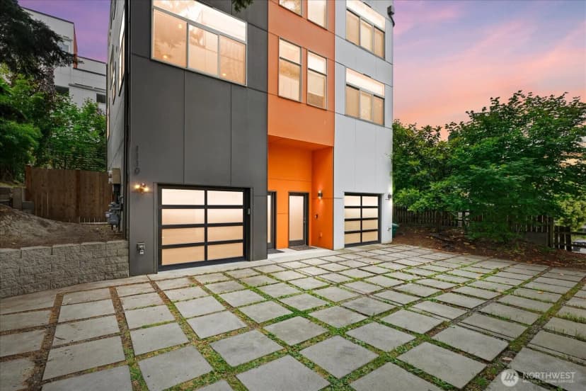 Property photo for 1110 Martin Luther King Jr. Way S #unit A, Seattle photo 2