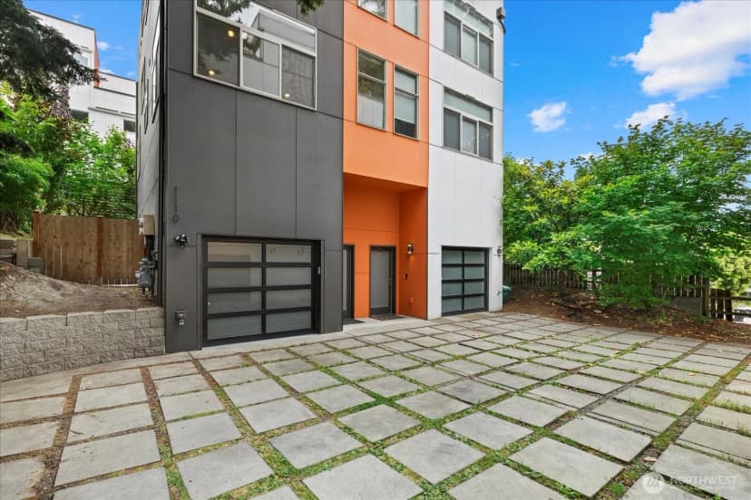 Property photo for 1110 Martin Luther King Jr. Way S #unit A, Seattle photo 3