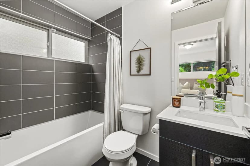 Property photo for 1110 Martin Luther King Jr. Way S #unit A, Seattle photo 18