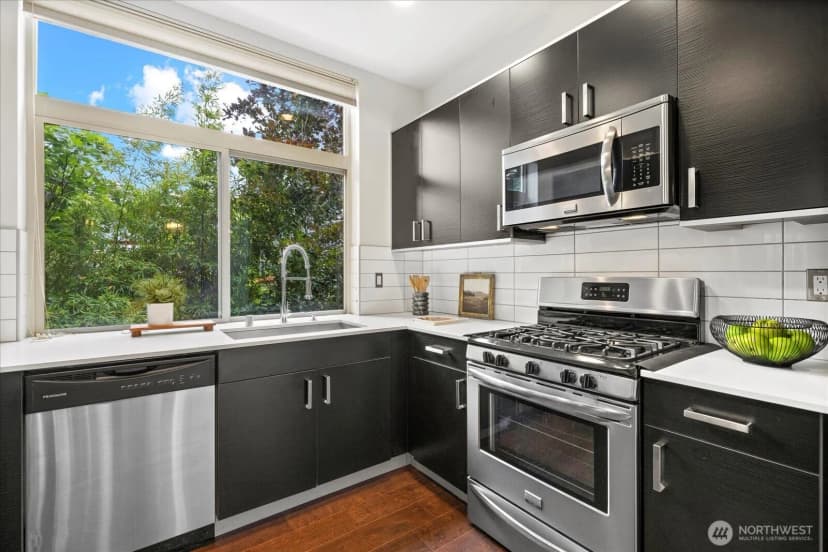 Property photo for 1110 Martin Luther King Jr. Way S #unit A, Seattle photo 8