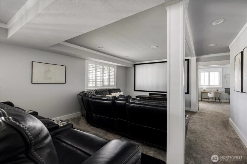 Property photo for 5681 Lenz Place, Langley photo 34