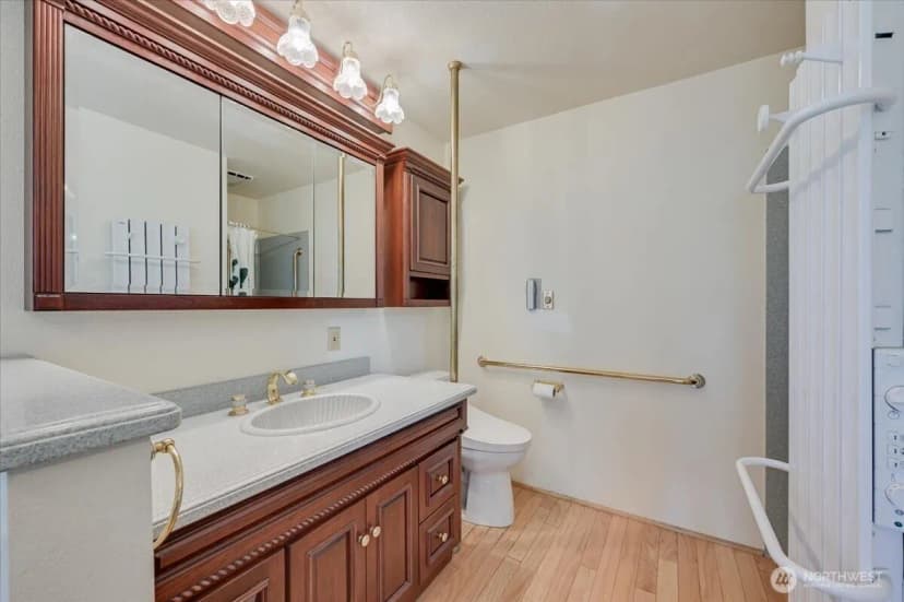 Property photo for 310 224th Street Se, Bothell photo 30