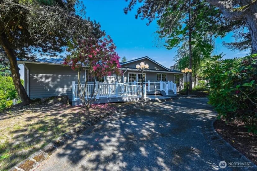 Property photo for 310 224th Street Se, Bothell photo 4