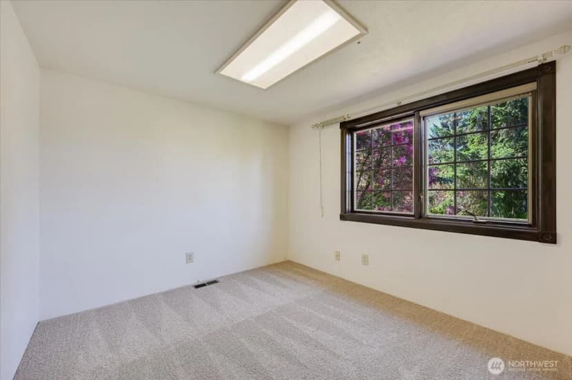 Property photo for 310 224th Street Se, Bothell photo 27