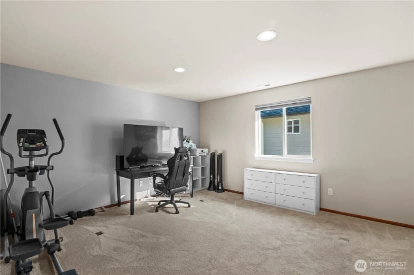 Property photo for 5614 147th Place Ne, Marysville photo 26