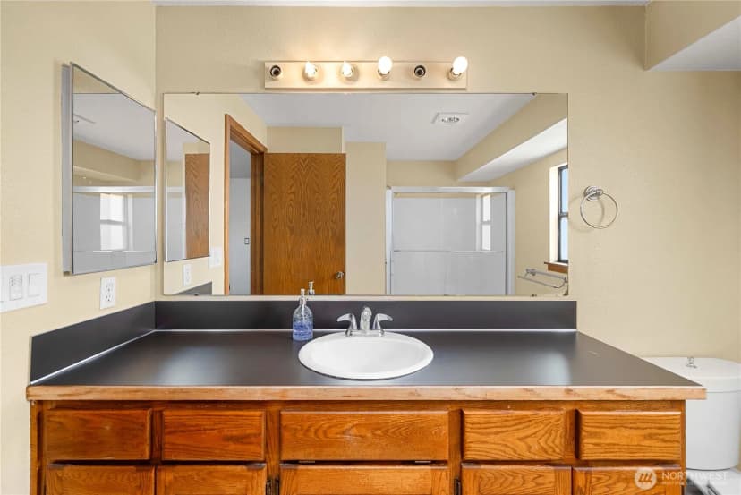 Property photo for 1307 Sw 323rd Street, Federal Way photo 19