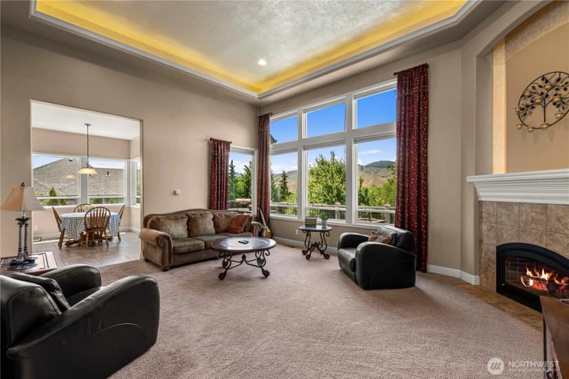 Property photo for 1075 Ridge Crest Drive, Wenatchee photo 8