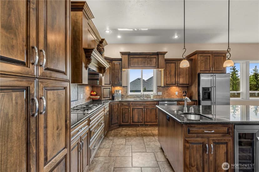 Property photo for 1075 Ridge Crest Drive, Wenatchee photo 14