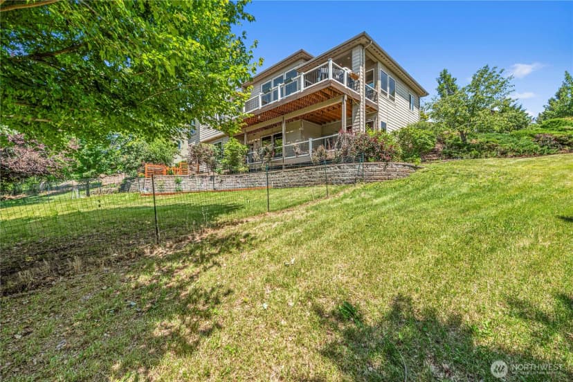 Property photo for 1075 Ridge Crest Drive, Wenatchee photo 38