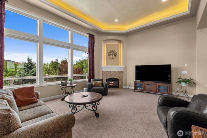 Property photo for 1075 Ridge Crest Drive, Wenatchee photo 7