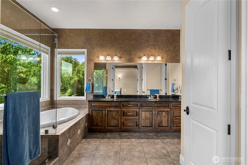 Property photo for 1075 Ridge Crest Drive, Wenatchee photo 19