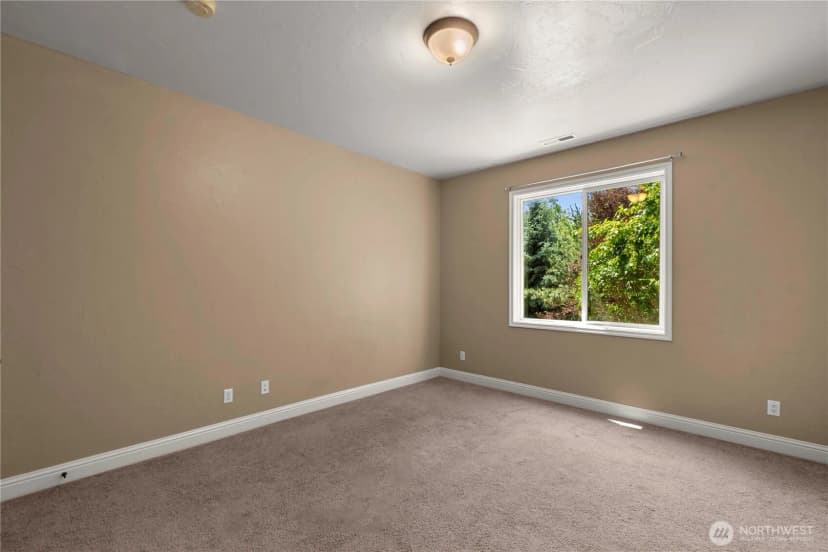 Property photo for 1075 Ridge Crest Drive, Wenatchee photo 28