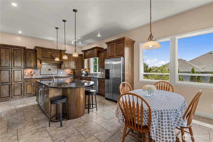 Property photo for 1075 Ridge Crest Drive, Wenatchee photo 16
