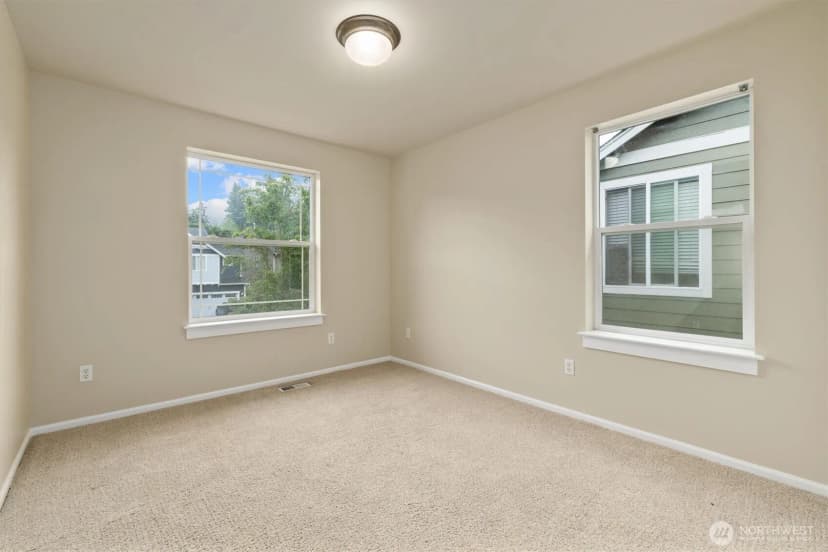 Property photo for 20528 94th Avenue E, Graham photo 33