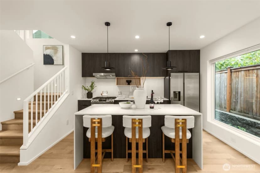 Property photo for 926 23rd Avenue, Seattle photo 13