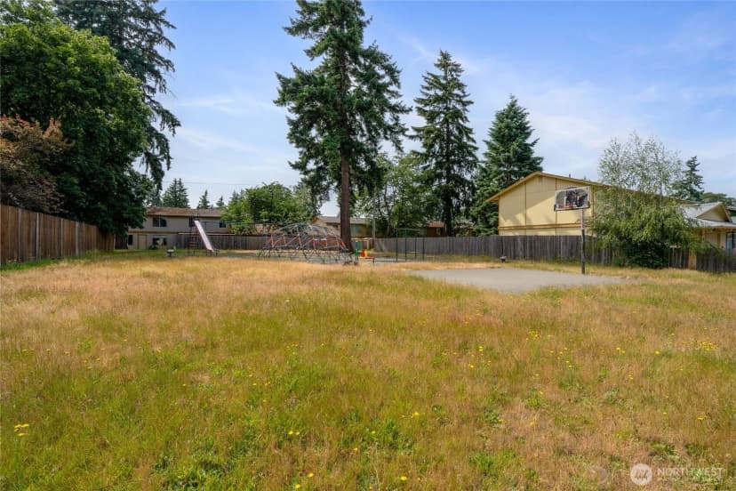 Property photo for 10423 13th Avenue Ct S, Tacoma photo 24