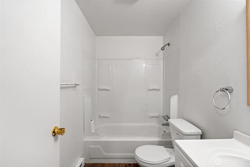 Property photo for 10423 13th Avenue Ct S, Tacoma photo 16