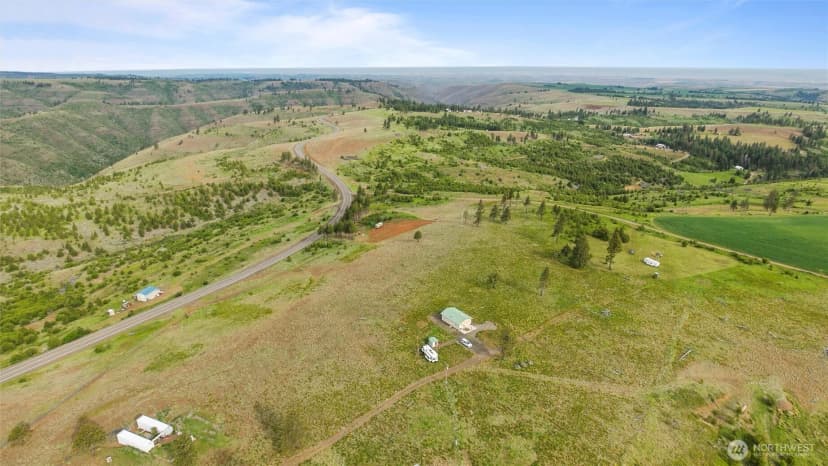 Property photo for 588 Reservoir Lane, Pomeroy