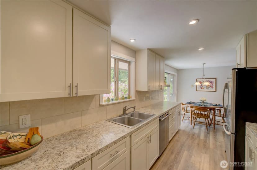 Property photo for 27521 U Street, Ocean Park photo 12