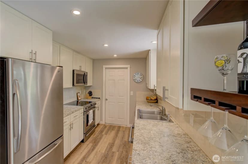 Property photo for 27521 U Street, Ocean Park photo 10