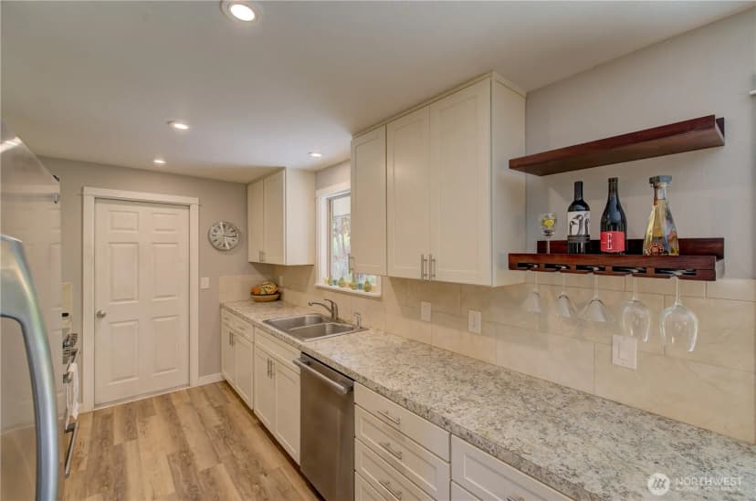 Property photo for 27521 U Street, Ocean Park photo 9