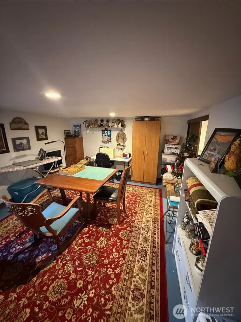 Property photo for 416 Cedar Street S, Omak photo 34