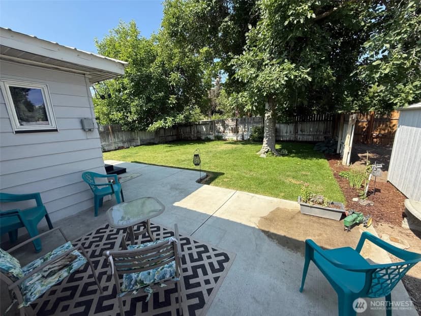 Property photo for 416 Cedar Street S, Omak photo 10