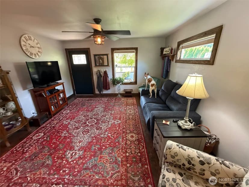 Property photo for 416 Cedar Street S, Omak photo 17