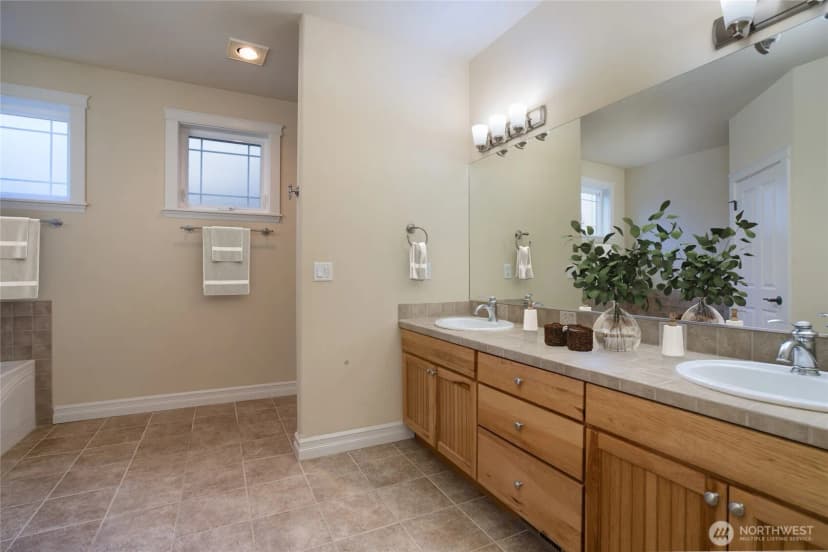 Property photo for 2605 Fir Crest Boulevard, Anacortes photo 8