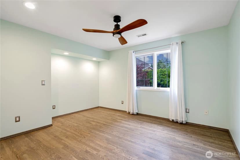 Property photo for 1826 148th Street Se, Mill Creek photo 26