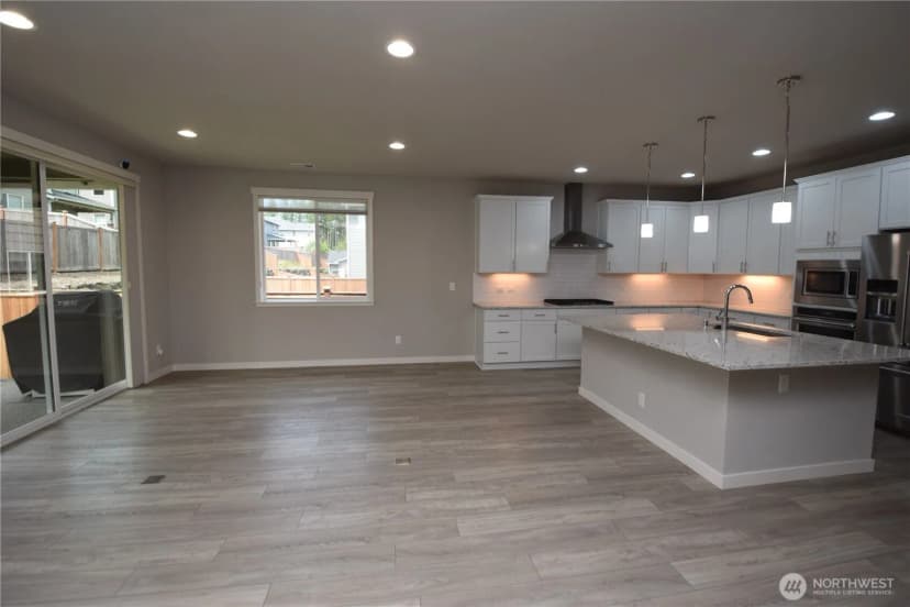 Property photo for 4650 Viridian Avenue Sw, Port Orchard photo 19