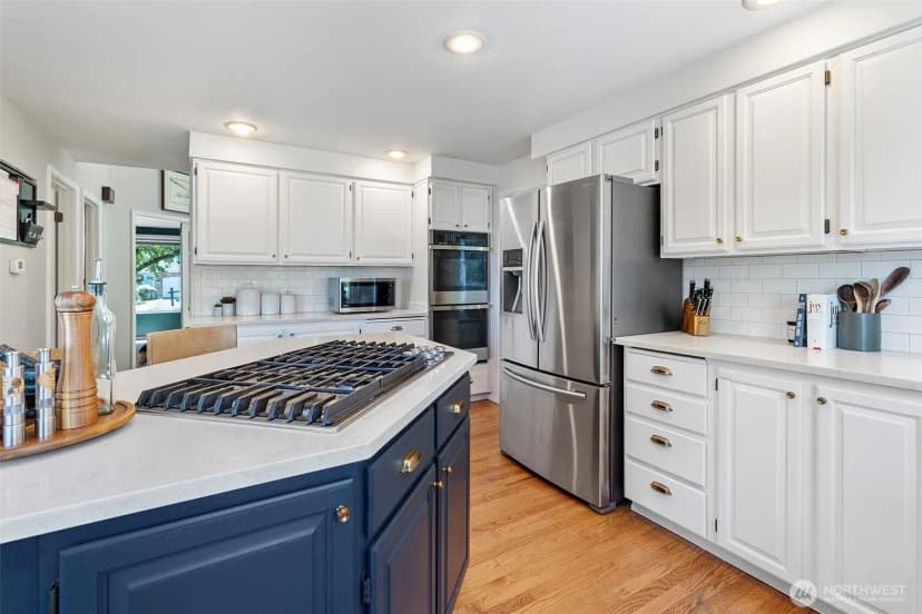 Property photo for 4810 Sw 330th Court, Federal Way photo 15