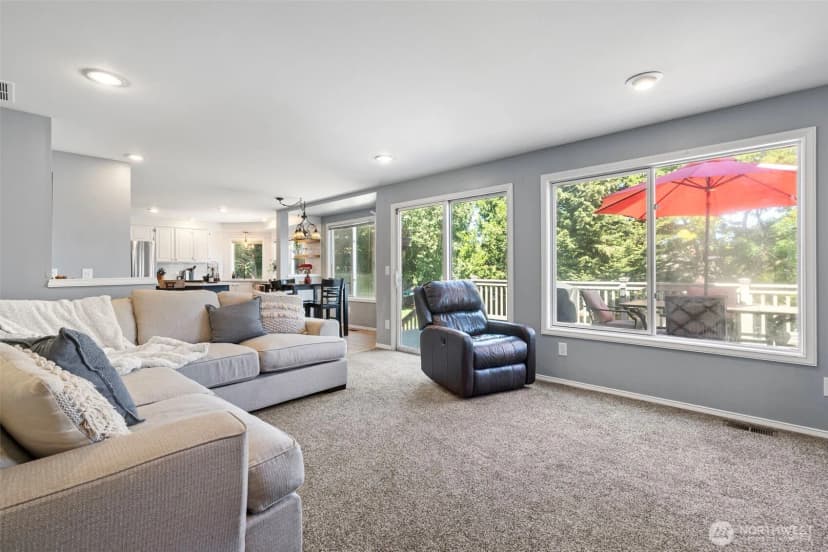 Property photo for 4810 Sw 330th Court, Federal Way photo 17