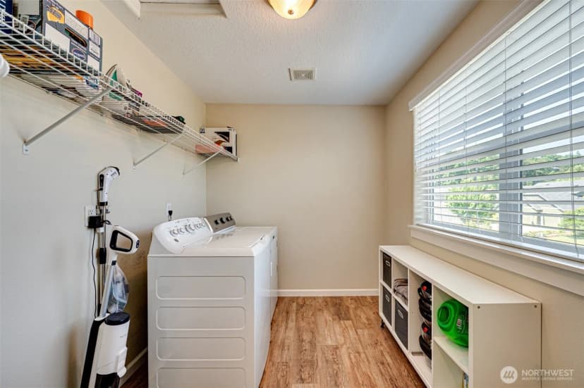 Property photo for 1786 Clatsop Street, Woodland photo 25