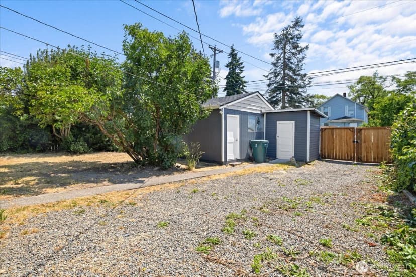 Property photo for 824 E Harrison, Tacoma photo 34