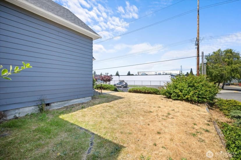 Property photo for 824 E Harrison, Tacoma photo 36
