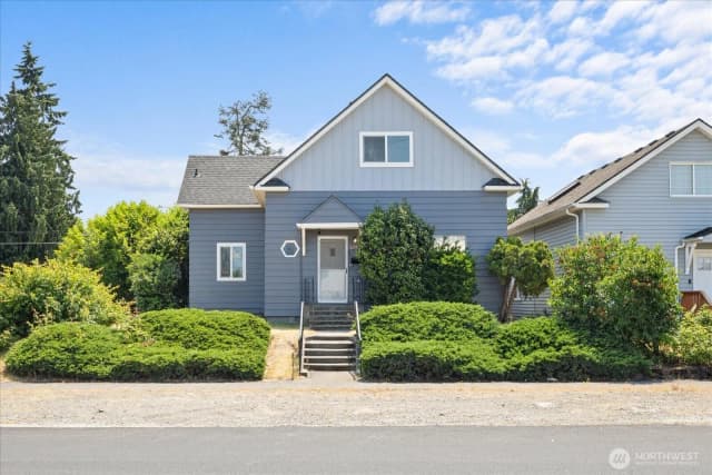 Property photo for 824 E Harrison, Tacoma, Washington 98404