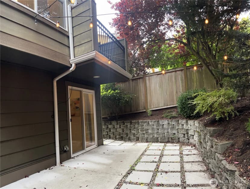 Property photo for 3806 Interlake Avenue N #b, Seattle photo 23