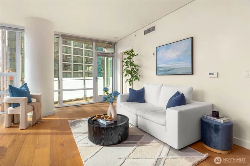 Property photo for 121 Stewart St #1407, Seattle photo 8