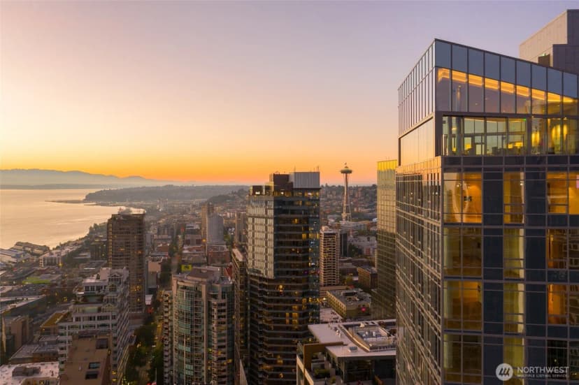 Property photo for 121 Stewart St #1407, Seattle photo 27