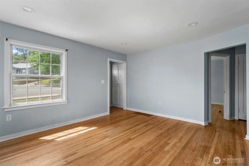 Property photo for 137 E Hemlock Avenue, Sunnyside photo 7