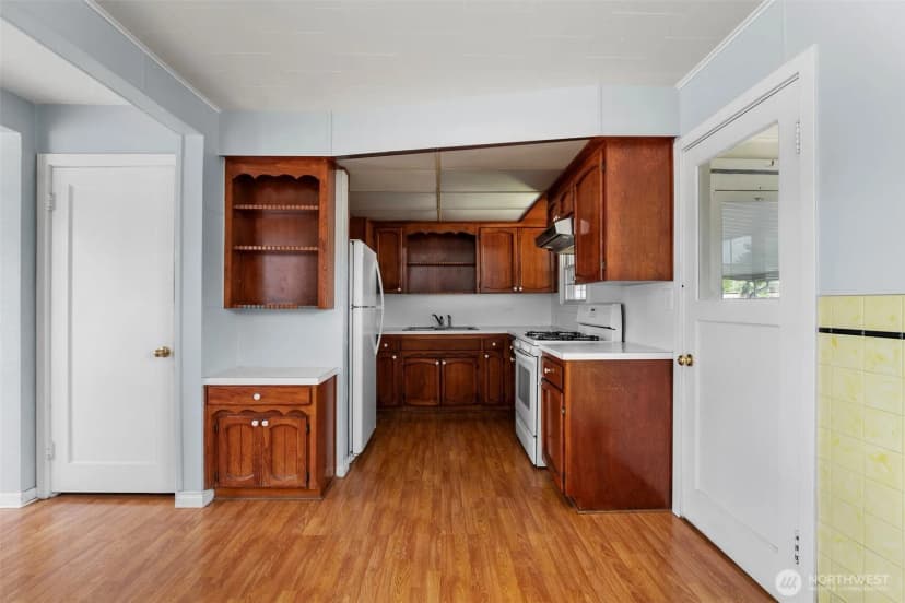 Property photo for 137 E Hemlock Avenue, Sunnyside photo 11