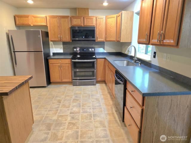 Property photo for 21724 E Terra Lane Se, Yelm photo 4