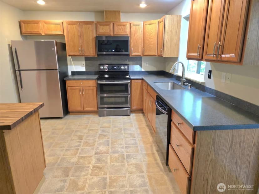 Property photo for 21724 E Terra Lane Se, Yelm photo 4